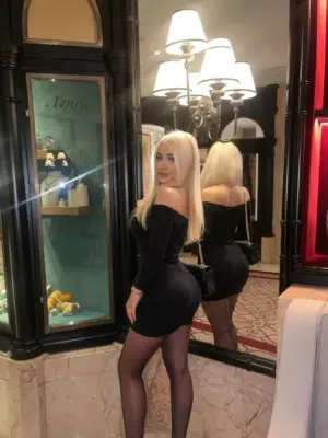 Nelli — profile with photos