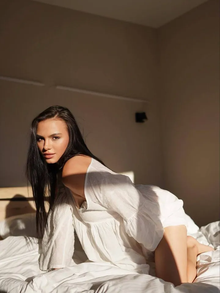 Miriam — photo 6